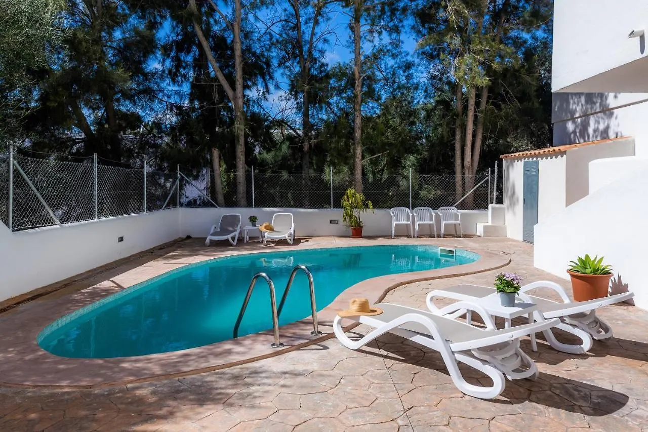 White Suites 2 Cala d'Or  0*, Cala d'Or (Mallorca)